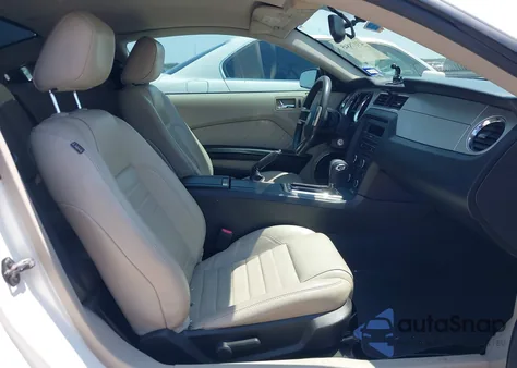 2010 Ford Mustang V6 Premium из США, поврежденный, VIN 1ZVBP8AN6A5173486